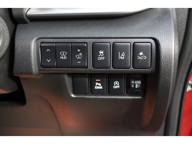 Mitsubishi 1.5T GPF 3 SUV 5dr Petrol CVT 4WD Euro 6 (s/s) (163 ps) 72-74 Mitcham Road