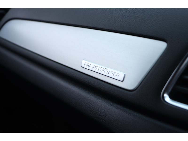 Audi 2.0 TFSI S line Plus SUV 5dr Petrol S Tronic quattro Euro 6 (s/s) (180 ps) 72-74 Mitcham Road