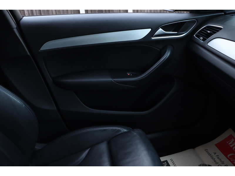 Audi 2.0 TFSI S line Plus SUV 5dr Petrol S Tronic quattro Euro 6 (s/s) (180 ps) 72-74 Mitcham Road