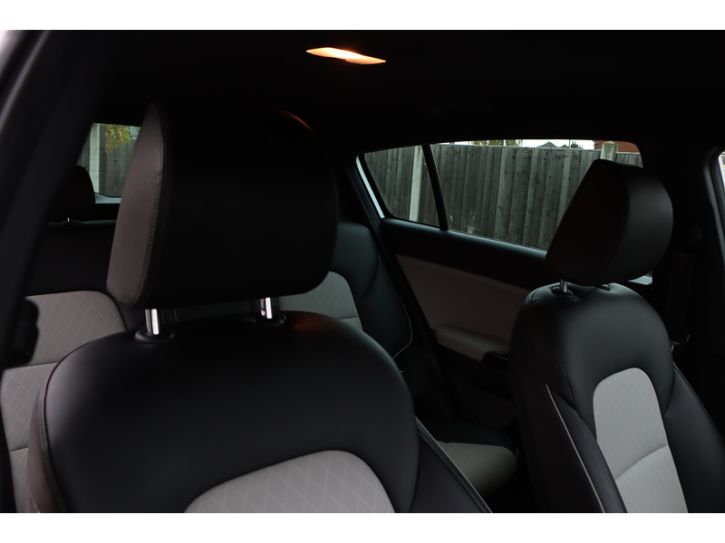 Kia 1.6 T-GDi GT-Line SUV 5dr Petrol DCT AWD Euro 6 (s/s) (174 bhp) 72-74 Mitcham Road