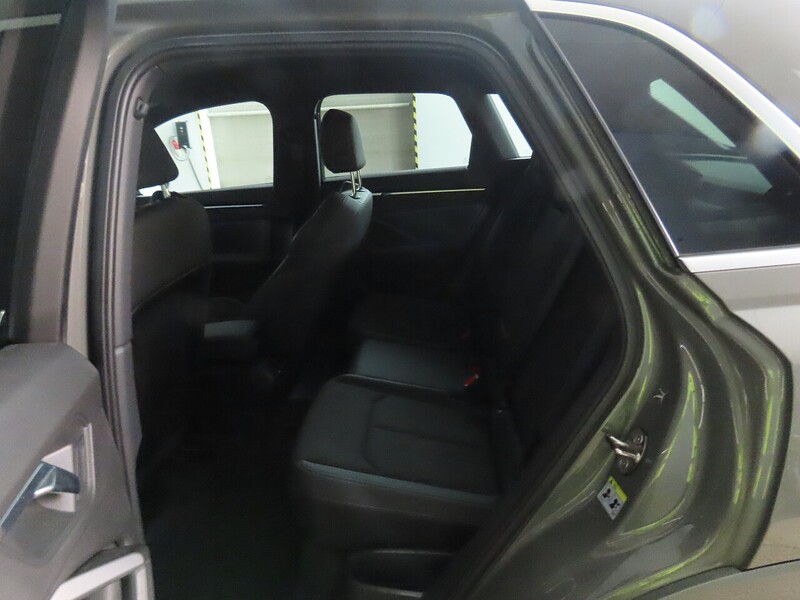 Audi 1.5 TFSI CoD 35 S line SUV 5dr Petrol S Tronic Euro 6 (s/s) (150 ps) 72-74 Mitcham Road