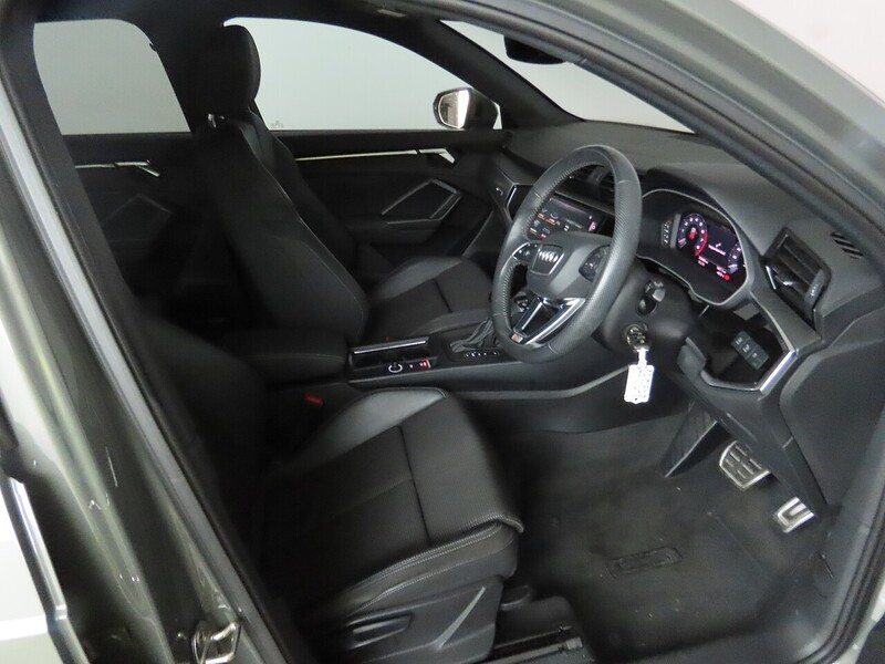 Audi 1.5 TFSI CoD 35 S line SUV 5dr Petrol S Tronic Euro 6 (s/s) (150 ps) 72-74 Mitcham Road