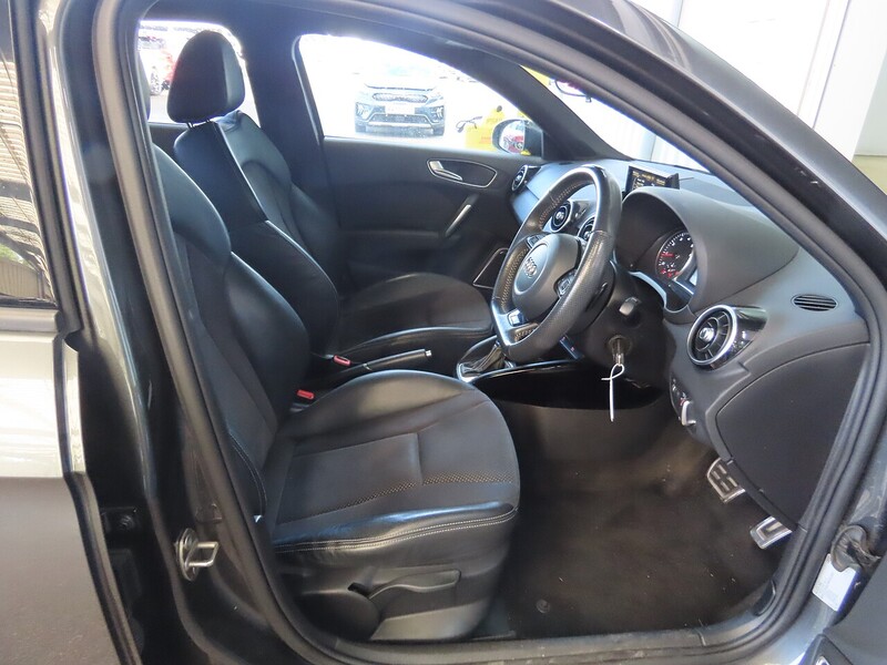 Audi 1.4 TFSI CoD Black Edition Sportback 5dr Petrol Automatic Euro 6 (s/s) (150 ps) 72-74 Mitcham Road