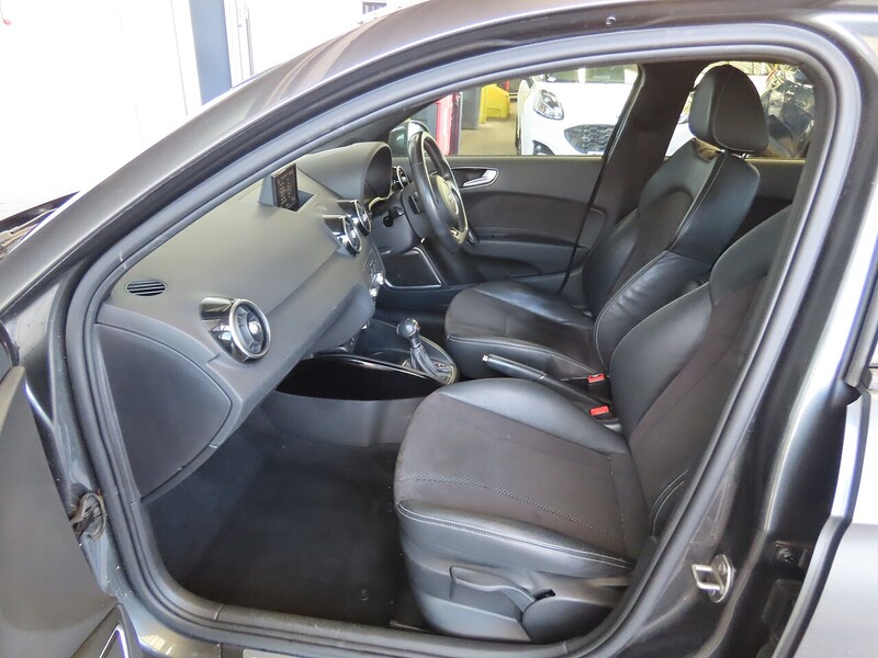 Audi 1.4 TFSI CoD Black Edition Sportback 5dr Petrol Automatic Euro 6 (s/s) (150 ps) 72-74 Mitcham Road