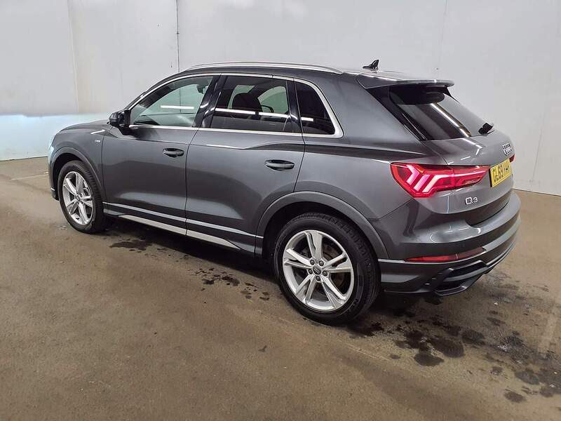 Audi 2.0 TFSI 40 S line SUV 5dr Petrol S Tronic quattro Euro 6 (s/s) (190 ps) 72-74 Mitcham Road