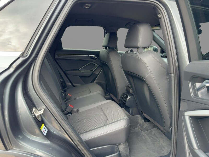 Audi 2.0 TFSI 40 S line SUV 5dr Petrol S Tronic quattro Euro 6 (s/s) (190 ps) 72-74 Mitcham Road