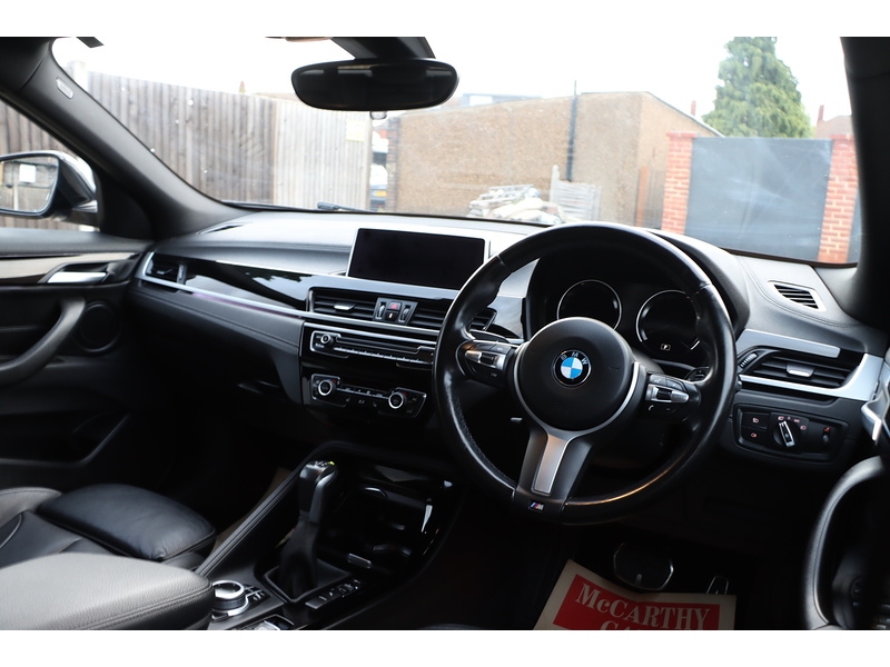 BMW 1.5 25E 10KWH M SPORT SUV 5DR PETROL PLUG-IN HYBRID XDRIVE AUTO HEATED SEATS SATNAV BLUETOOTH RADIO APPLE CARPLAY PARKING AIDS 2 OWNERS 33000 MILES SH 72-74 Mitcham Road