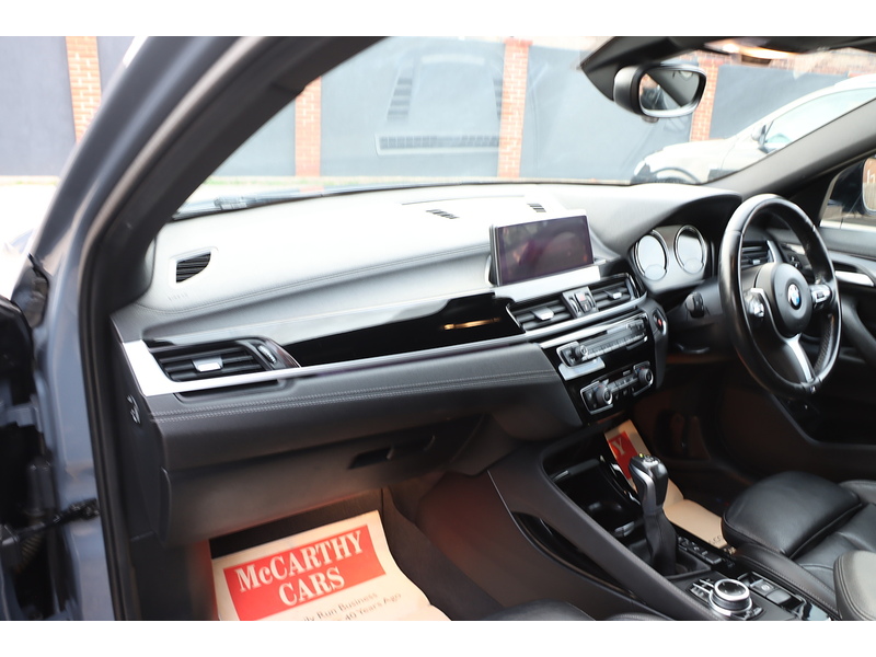 BMW 1.5 25E 10KWH M SPORT SUV 5DR PETROL PLUG-IN HYBRID XDRIVE AUTO HEATED SEATS SATNAV BLUETOOTH RADIO APPLE CARPLAY PARKING AIDS 2 OWNERS 33000 MILES SH 72-74 Mitcham Road