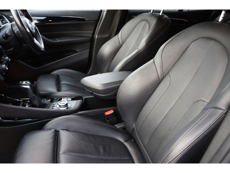 BMW 1.5 25E 10KWH M SPORT SUV 5DR PETROL PLUG-IN HYBRID XDRIVE AUTO HEATED SEATS SATNAV BLUETOOTH RADIO APPLE CARPLAY PARKING AIDS 2 OWNERS 33000 MILES SH 72-74 Mitcham Road