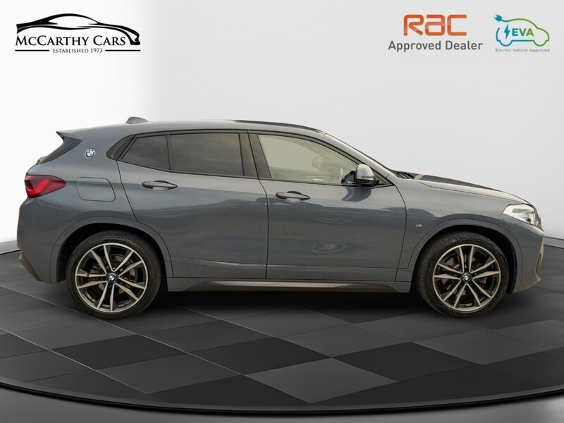 BMW 1.5 25E 10KWH M SPORT SUV 5DR PETROL PLUG-IN HYBRID XDRIVE AUTO HEATED SEATS SATNAV BLUETOOTH RADIO APPLE CARPLAY PARKING AIDS 2 OWNERS 33000 MILES SH 72-74 Mitcham Road