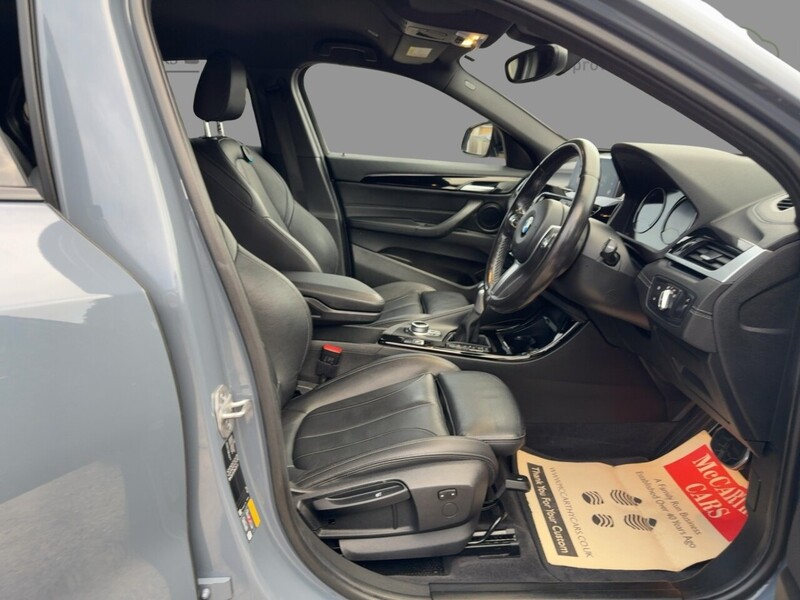 BMW 1.5 25E 10KWH M SPORT SUV 5DR PETROL PLUG-IN HYBRID XDRIVE AUTO HEATED SEATS SATNAV BLUETOOTH RADIO APPLE CARPLAY PARKING AIDS 2 OWNERS 33000 MILES SH 72-74 Mitcham Road