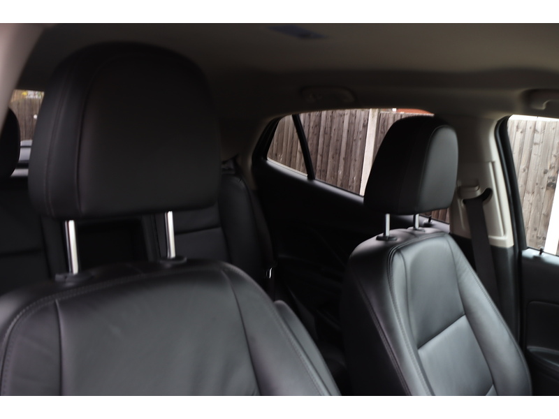 Vauxhall 1.4I TURBO ECOTEC ELITE SUV 5DR PETROL MANUAL HEATED SEATS SAT NAV BLUETOOTH DAB STEREO APPLE CARPLAY PARKING AIDS ONLY 71000 MILES FSH 9 SERVICES 72-74 Mitcham Road