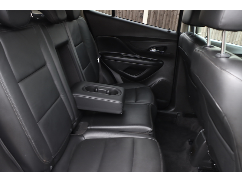 Vauxhall 1.4I TURBO ECOTEC ELITE SUV 5DR PETROL MANUAL HEATED SEATS SAT NAV BLUETOOTH DAB STEREO APPLE CARPLAY PARKING AIDS ONLY 71000 MILES FSH 9 SERVICES 72-74 Mitcham Road