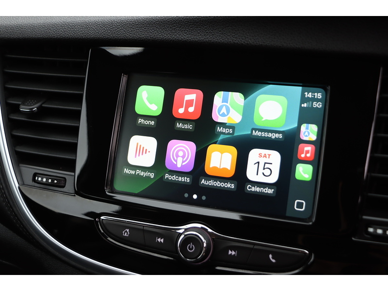 Vauxhall 1.4I TURBO ECOTEC ELITE SUV 5DR PETROL MANUAL HEATED SEATS SAT NAV BLUETOOTH DAB STEREO APPLE CARPLAY PARKING AIDS ONLY 71000 MILES FSH 9 SERVICES 72-74 Mitcham Road