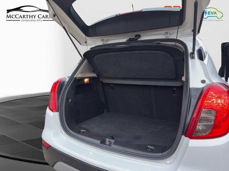 Vauxhall 1.4I TURBO ECOTEC ELITE SUV 5DR PETROL MANUAL HEATED SEATS SAT NAV BLUETOOTH DAB STEREO APPLE CARPLAY PARKING AIDS ONLY 71000 MILES FSH 9 SERVICES 72-74 Mitcham Road