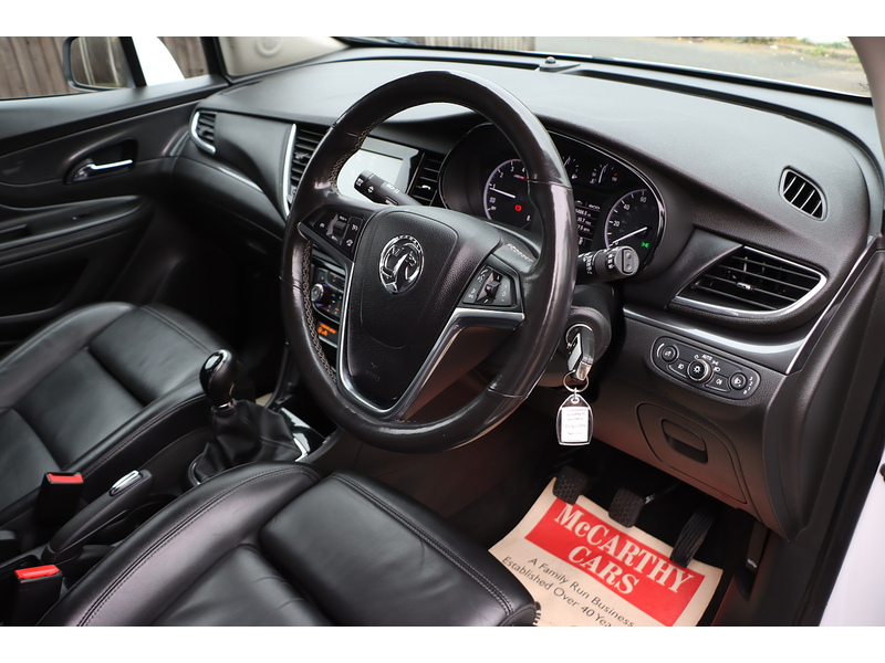 Vauxhall 1.4I TURBO ECOTEC ELITE SUV 5DR PETROL MANUAL HEATED SEATS SAT NAV BLUETOOTH DAB STEREO APPLE CARPLAY PARKING AIDS ONLY 71000 MILES FSH 9 SERVICES 72-74 Mitcham Road