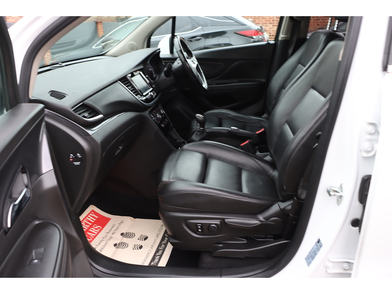 Vauxhall 1.4I TURBO ECOTEC ELITE SUV 5DR PETROL MANUAL HEATED SEATS SAT NAV BLUETOOTH DAB STEREO APPLE CARPLAY PARKING AIDS ONLY 71000 MILES FSH 9 SERVICES 72-74 Mitcham Road