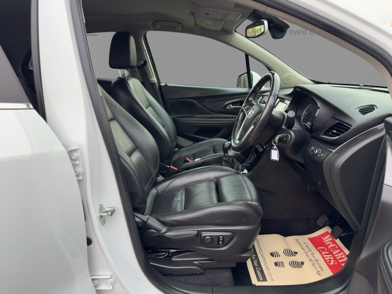 Vauxhall 1.4I TURBO ECOTEC ELITE SUV 5DR PETROL MANUAL HEATED SEATS SAT NAV BLUETOOTH DAB STEREO APPLE CARPLAY PARKING AIDS ONLY 71000 MILES FSH 9 SERVICES 72-74 Mitcham Road