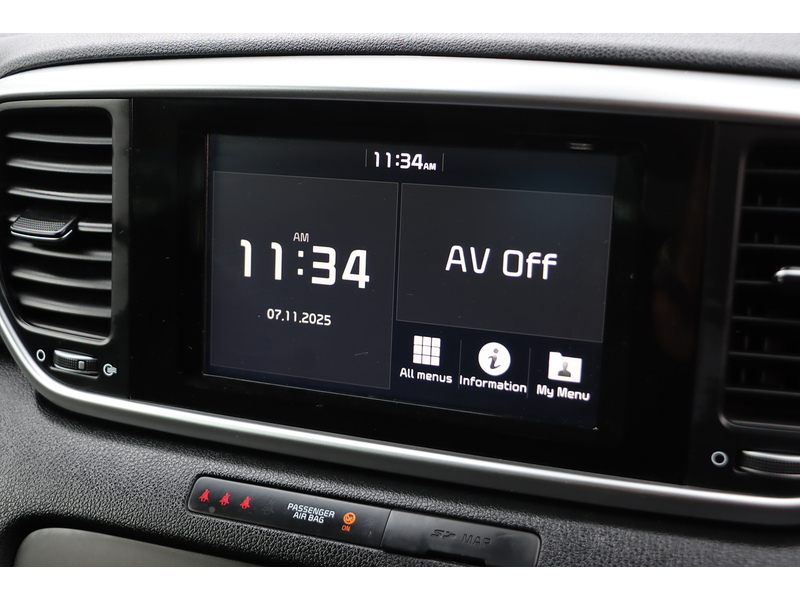 Kia 1.6 T-GDI 2 SUV 5DR PETROL AWD MANUAL HEATED SEATS SAT NAV DAB STEREO APPLE CARPLAY REAR CAMERA PARKING AIDS JUST 2 OWNERS 50000 MILES FSH 7 SERVICES 72-74 Mitcham Road