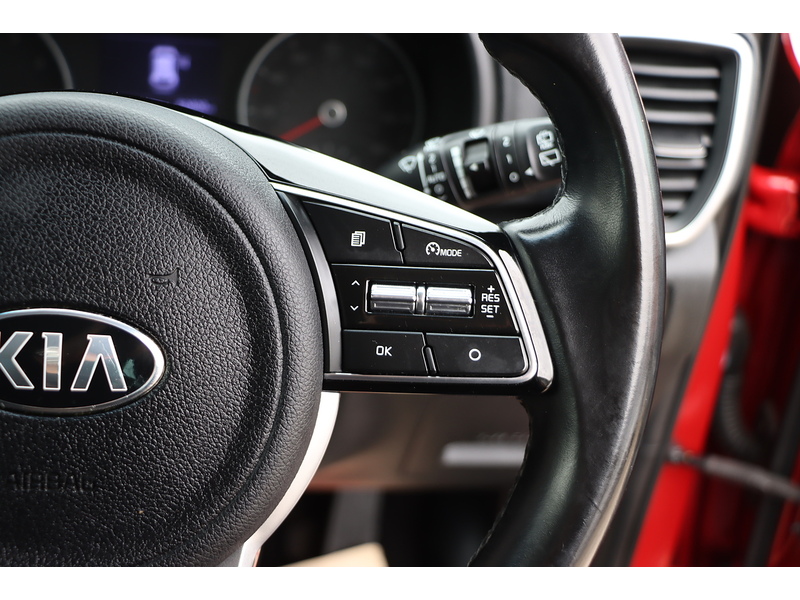 Kia 1.6 T-GDI 2 SUV 5DR PETROL AWD MANUAL HEATED SEATS SAT NAV DAB STEREO APPLE CARPLAY REAR CAMERA PARKING AIDS JUST 2 OWNERS 50000 MILES FSH 7 SERVICES 72-74 Mitcham Road