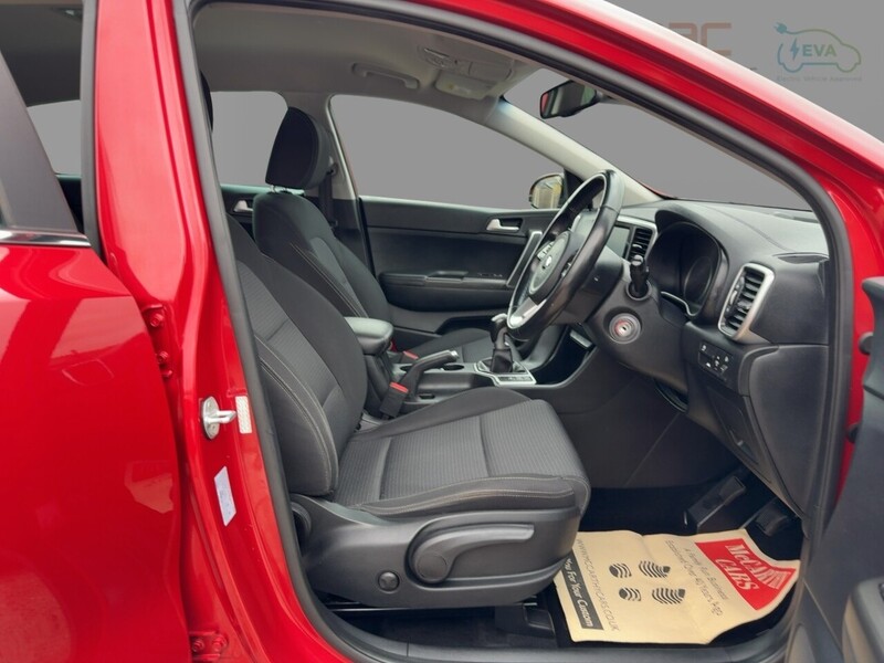 Kia 1.6 T-GDI 2 SUV 5DR PETROL AWD MANUAL HEATED SEATS SAT NAV DAB STEREO APPLE CARPLAY REAR CAMERA PARKING AIDS JUST 2 OWNERS 50000 MILES FSH 7 SERVICES 72-74 Mitcham Road