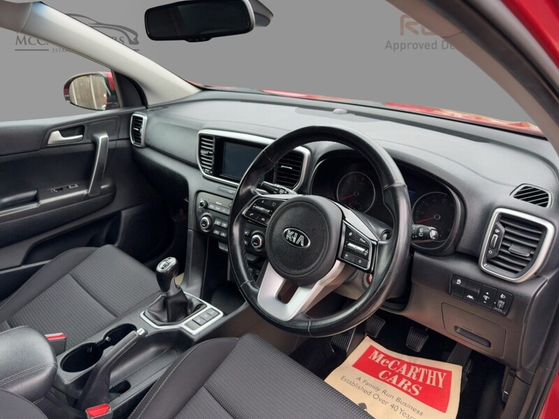 Kia 1.6 T-GDI 2 SUV 5DR PETROL AWD MANUAL HEATED SEATS SAT NAV DAB STEREO APPLE CARPLAY REAR CAMERA PARKING AIDS JUST 2 OWNERS 50000 MILES FSH 7 SERVICES 72-74 Mitcham Road