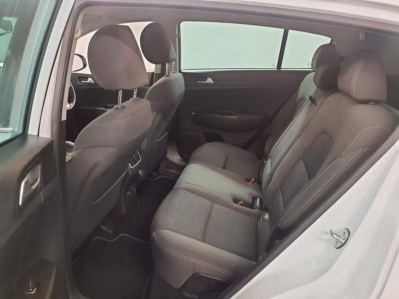 Kia 1.6 GDi 2 SUV 5dr Petrol Manual Euro 6 (s/s) (130 bhp) 72-74 Mitcham Road