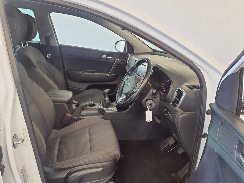 Kia 1.6 GDi 2 SUV 5dr Petrol Manual Euro 6 (s/s) (130 bhp) 72-74 Mitcham Road