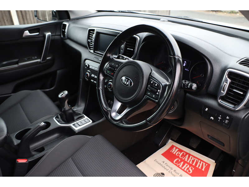 Kia 1.6 GDI 2 SUV 5DR PETROL MANUAL SATNAV BLUETOOTH DAB STEREO APPLE CARPLAY REAR CAMERA PARKING AIDS 2 OWNERS SAME OWNER FOR 6 YEARS ONLY 36000 MILES SH 72-74 Mitcham Road