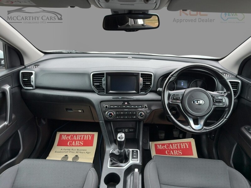 Kia 1.6 GDI 2 SUV 5DR PETROL MANUAL SATNAV BLUETOOTH DAB STEREO APPLE CARPLAY REAR CAMERA PARKING AIDS 2 OWNERS SAME OWNER FOR 6 YEARS ONLY 36000 MILES SH 72-74 Mitcham Road