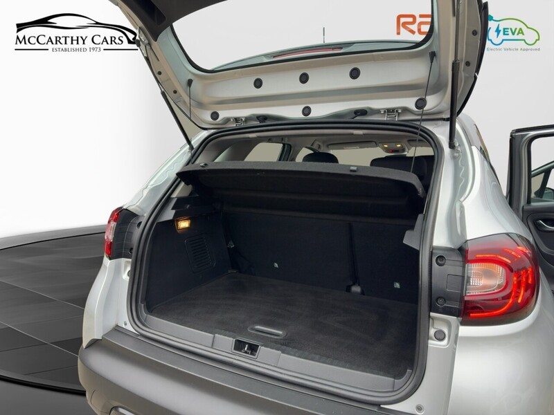 Renault 0.9 TCE ENERGY PLAY SUV 5DR PETROL MANUAL BLUETOOTH DAB RADIO USB INPUT 2 OWNERS SAME OWNER FOR 6 YEARS ONLY 28000 MILES FSH 7 SERVICES NO ULEZ CHARGE 72-74 Mitcham Road