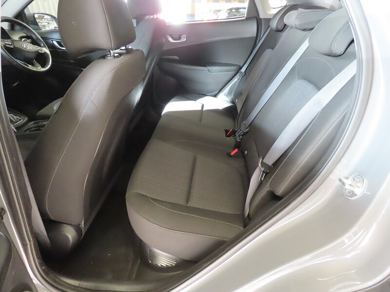 Hyundai 1.6 h-GDi SE Connect SUV 5dr Petrol Hybrid DCT Euro 6 (s/s) (141 ps) 72-74 Mitcham Road