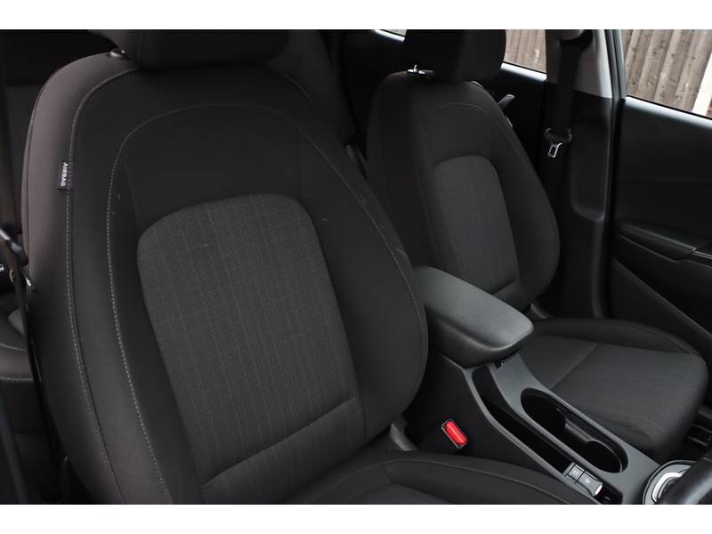 Hyundai 1.6 H-GDI SE CONNECT SUV 5DR PETROL HYBRID DCT AUTO SAT NAV BLUETOOTH DAB STEREO APPLE CARPLAY REAR CAM PARKING AIDS JUST 1 OWNER ONLY 27000 MILES FSH 72-74 Mitcham Road