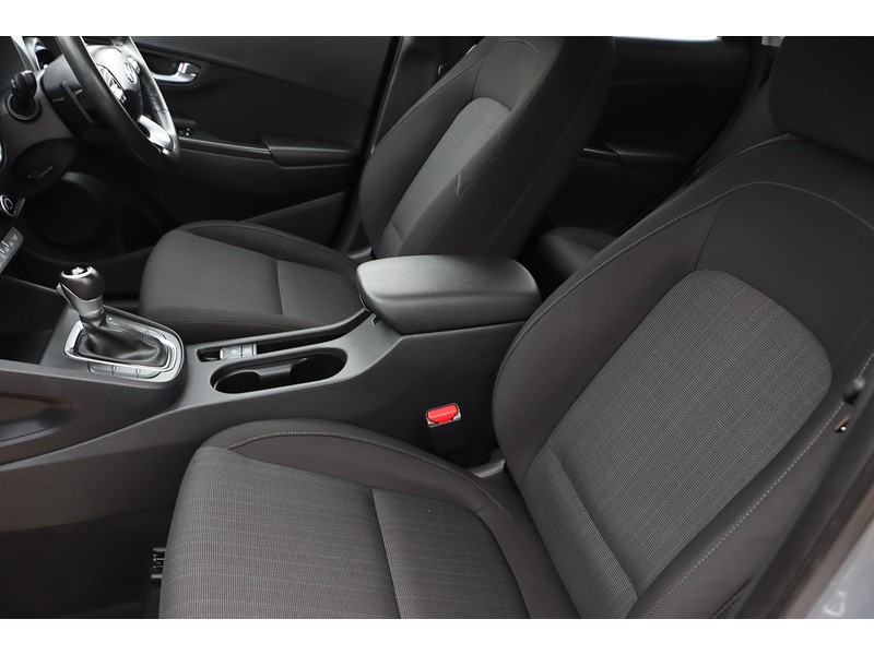 Hyundai 1.6 H-GDI SE CONNECT SUV 5DR PETROL HYBRID DCT AUTO SAT NAV BLUETOOTH DAB STEREO APPLE CARPLAY REAR CAM PARKING AIDS JUST 1 OWNER ONLY 27000 MILES FSH 72-74 Mitcham Road