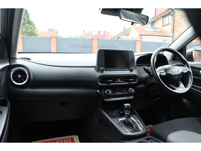 Hyundai 1.6 H-GDI SE CONNECT SUV 5DR PETROL HYBRID DCT AUTO SAT NAV BLUETOOTH DAB STEREO APPLE CARPLAY REAR CAM PARKING AIDS JUST 1 OWNER ONLY 27000 MILES FSH 72-74 Mitcham Road