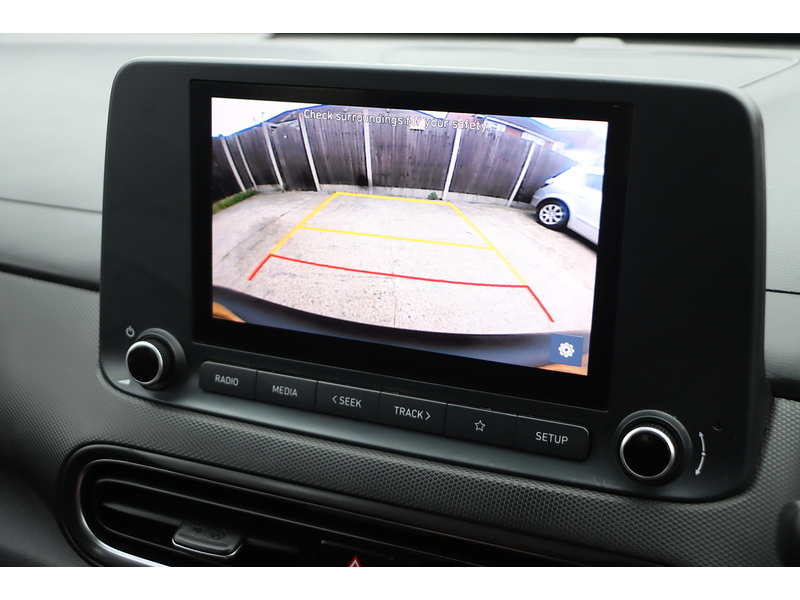 Hyundai 1.6 H-GDI SE CONNECT SUV 5DR PETROL HYBRID DCT AUTO SAT NAV BLUETOOTH DAB STEREO APPLE CARPLAY REAR CAM PARKING AIDS JUST 1 OWNER ONLY 27000 MILES FSH 72-74 Mitcham Road