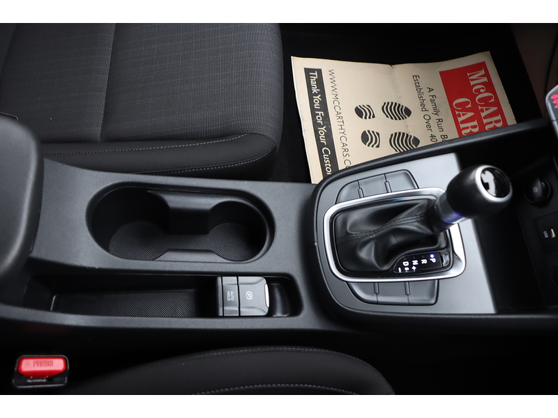 Hyundai 1.6 H-GDI SE CONNECT SUV 5DR PETROL HYBRID DCT AUTO SAT NAV BLUETOOTH DAB STEREO APPLE CARPLAY REAR CAM PARKING AIDS JUST 1 OWNER ONLY 27000 MILES FSH 72-74 Mitcham Road