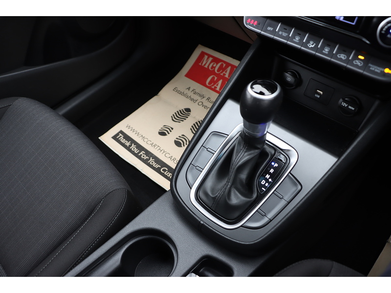 Hyundai 1.6 H-GDI SE CONNECT SUV 5DR PETROL HYBRID DCT AUTO SAT NAV BLUETOOTH DAB STEREO APPLE CARPLAY REAR CAM PARKING AIDS JUST 1 OWNER ONLY 27000 MILES FSH 72-74 Mitcham Road