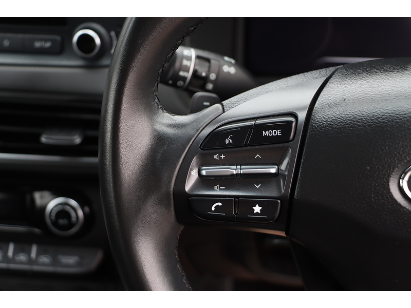 Hyundai 1.6 H-GDI SE CONNECT SUV 5DR PETROL HYBRID DCT AUTO SAT NAV BLUETOOTH DAB STEREO APPLE CARPLAY REAR CAM PARKING AIDS JUST 1 OWNER ONLY 27000 MILES FSH 72-74 Mitcham Road