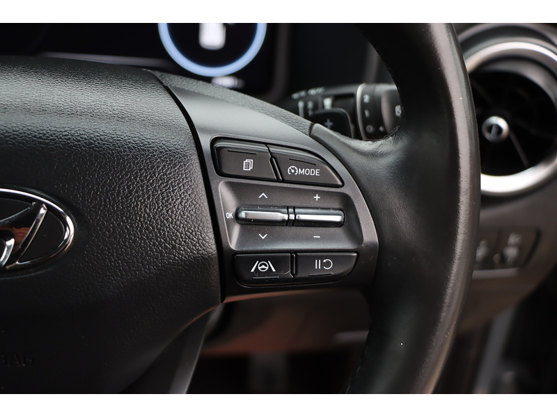 Hyundai 1.6 H-GDI SE CONNECT SUV 5DR PETROL HYBRID DCT AUTO SAT NAV BLUETOOTH DAB STEREO APPLE CARPLAY REAR CAM PARKING AIDS JUST 1 OWNER ONLY 27000 MILES FSH 72-74 Mitcham Road