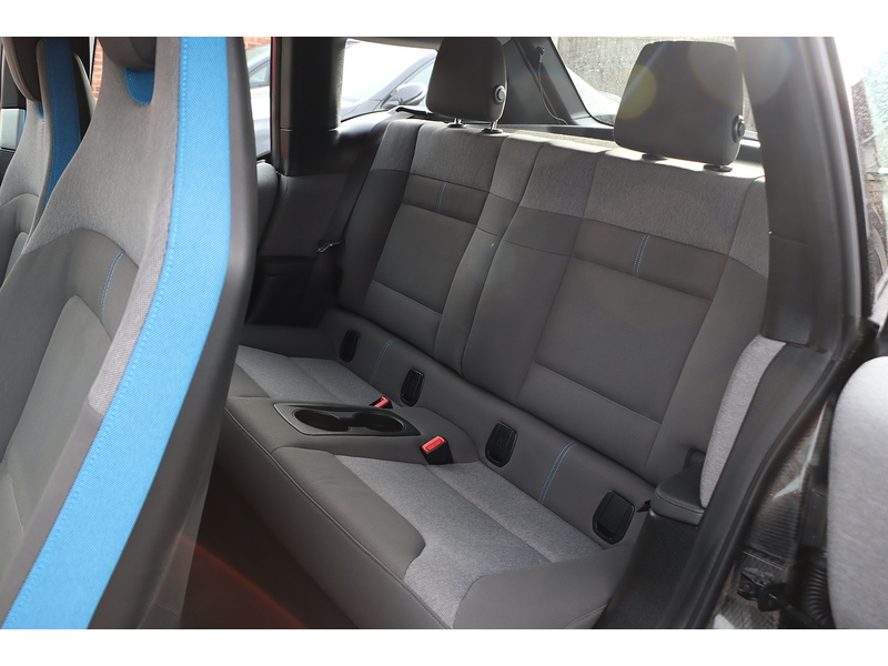 BMW REX RANGE EXTENDER 0.6 5DR HATCHBACK PETROL PLUG-IN HYBRID AUTO HEATED SEATS SAT NAV BLUETOOTH APPLE CARPLAY REAR CAMERA JUST 2 OWNERS 61000 MILES SH 72-74 Mitcham Road