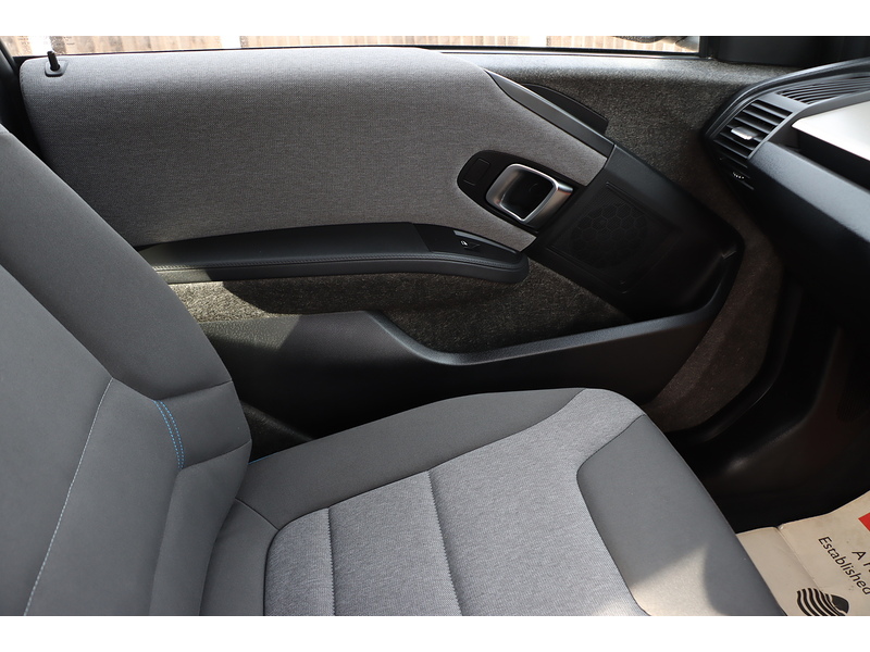 BMW REX RANGE EXTENDER 0.6 5DR HATCHBACK PETROL PLUG-IN HYBRID AUTO HEATED SEATS SAT NAV BLUETOOTH APPLE CARPLAY REAR CAMERA JUST 2 OWNERS 61000 MILES SH 72-74 Mitcham Road