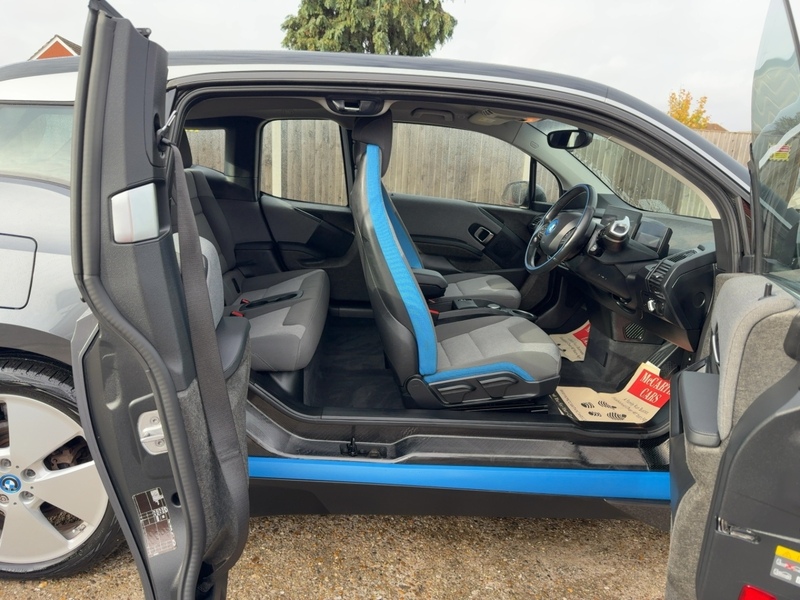 BMW REX RANGE EXTENDER 0.6 5DR HATCHBACK PETROL PLUG-IN HYBRID AUTO HEATED SEATS SAT NAV BLUETOOTH APPLE CARPLAY REAR CAMERA JUST 2 OWNERS 61000 MILES SH 72-74 Mitcham Road