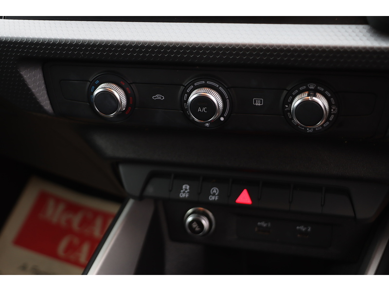 Audi 1.0 TFSI 25 SPORT SPORTBACK 5DR PETROL MANUAL SAT NAV BLUETOOTH DAB STEREO APPLE CARPLAY PARKING AIDS JUST 2 OWNERS ONLY 50000 MILES FSH 5 SERVICES 72-74 Mitcham Road