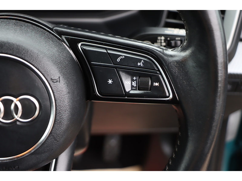 Audi 1.0 TFSI 25 SPORT SPORTBACK 5DR PETROL MANUAL SAT NAV BLUETOOTH DAB STEREO APPLE CARPLAY PARKING AIDS JUST 2 OWNERS ONLY 50000 MILES FSH 5 SERVICES 72-74 Mitcham Road