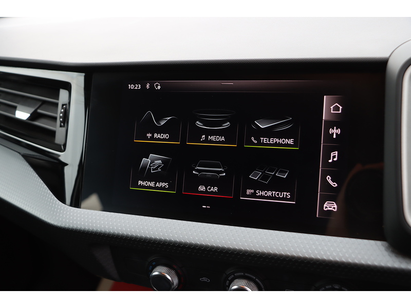 Audi 1.0 TFSI 25 SPORT SPORTBACK 5DR PETROL MANUAL SAT NAV BLUETOOTH DAB STEREO APPLE CARPLAY PARKING AIDS JUST 2 OWNERS ONLY 50000 MILES FSH 5 SERVICES 72-74 Mitcham Road