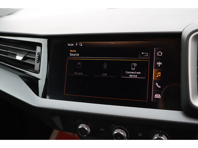 Audi 1.0 TFSI 25 SPORT SPORTBACK 5DR PETROL MANUAL SAT NAV BLUETOOTH DAB STEREO APPLE CARPLAY PARKING AIDS JUST 2 OWNERS ONLY 50000 MILES FSH 5 SERVICES 72-74 Mitcham Road