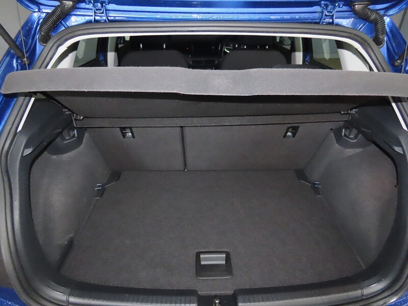 Volkswagen 1.0 TSI Life Hatchback 5dr Petrol DSG Euro 6 (s/s) (95 ps) 72-74 Mitcham Road
