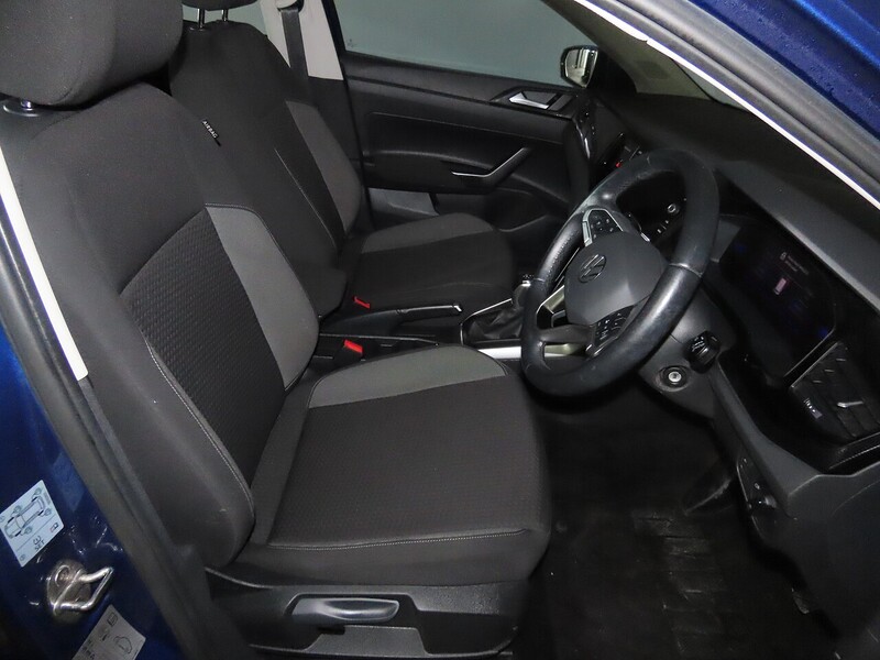 Volkswagen 1.0 TSI Life Hatchback 5dr Petrol DSG Euro 6 (s/s) (95 ps) 72-74 Mitcham Road