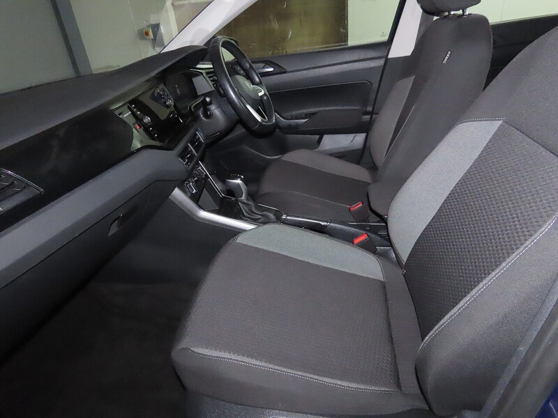 Volkswagen 1.0 TSI Life Hatchback 5dr Petrol DSG Euro 6 (s/s) (95 ps) 72-74 Mitcham Road